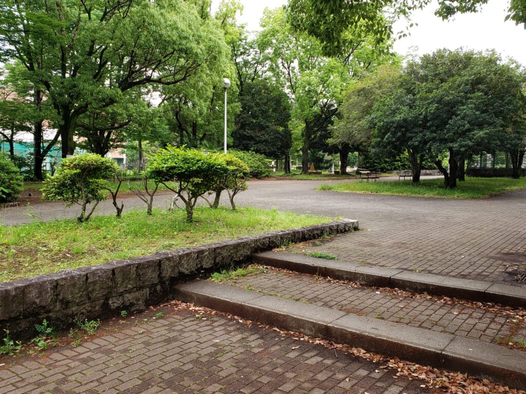 高校周辺の公園②