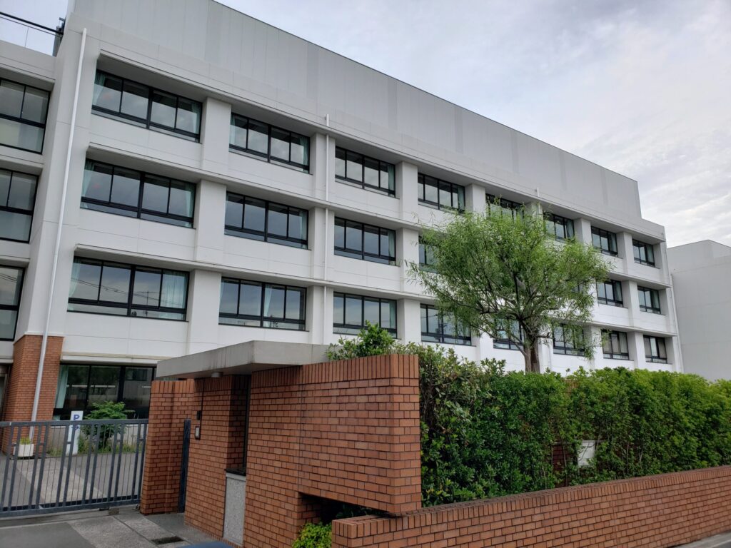 法政大学第二高校 校舎
