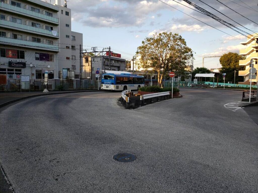 生田駅南口③