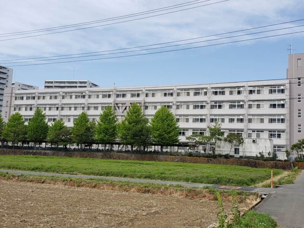 海老名高校外観④