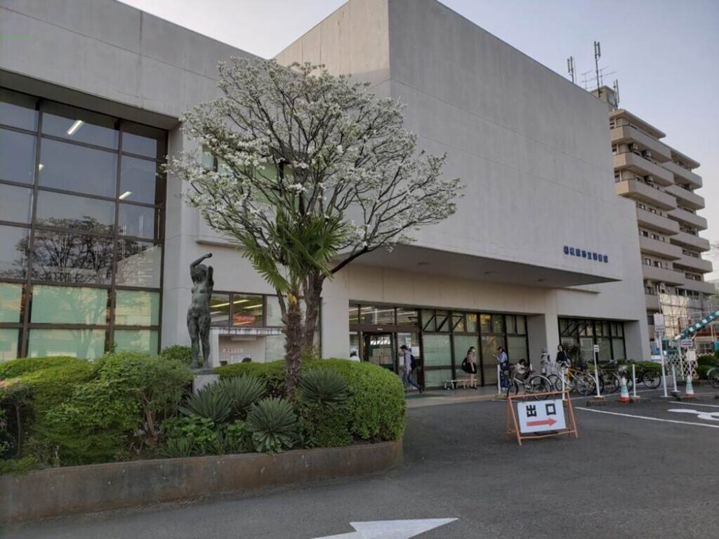 相模原図書館