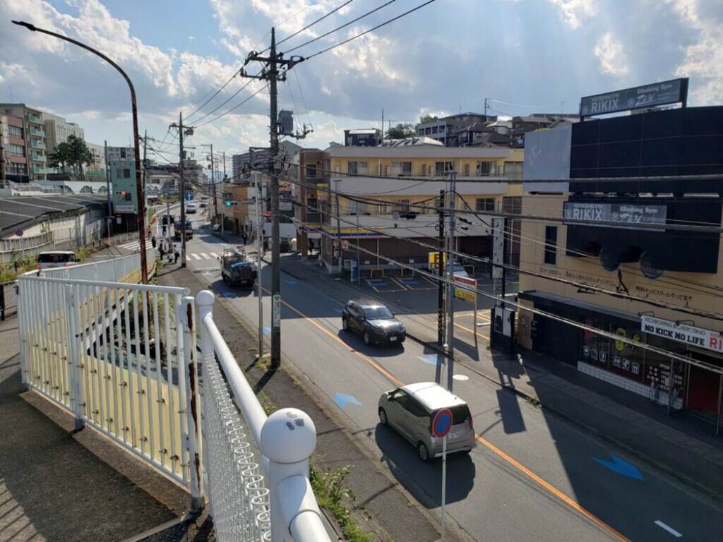 百合ケ丘駅北口②