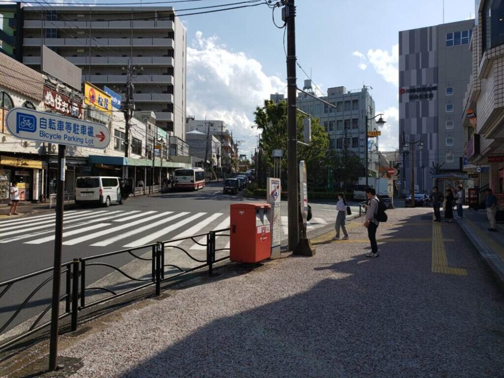 百合ケ丘駅南口①