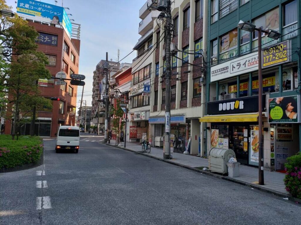 武蔵新城駅南口②