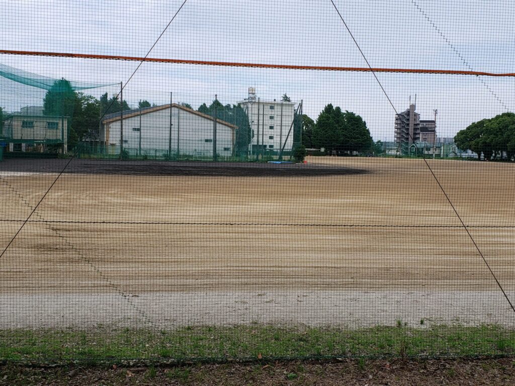 厚木高校の野球場