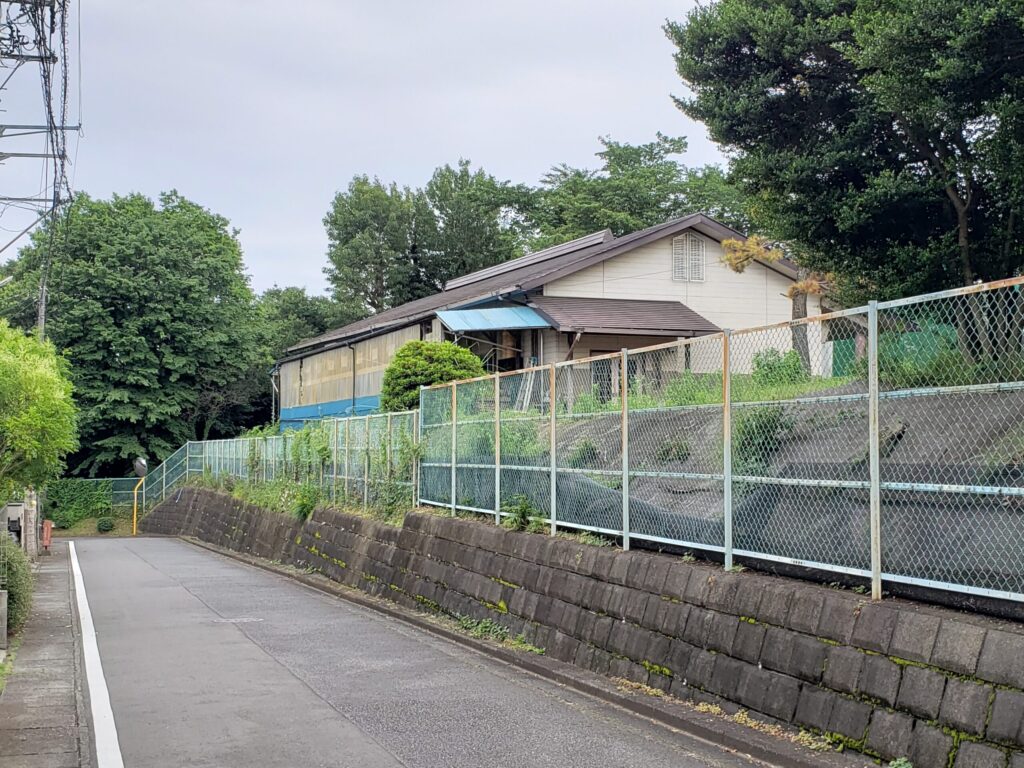 厚木王子高校外観④