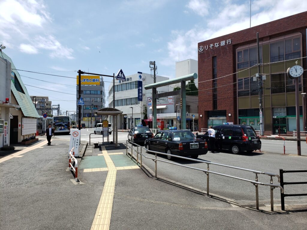 伊勢原駅北口のタクシー乗り場