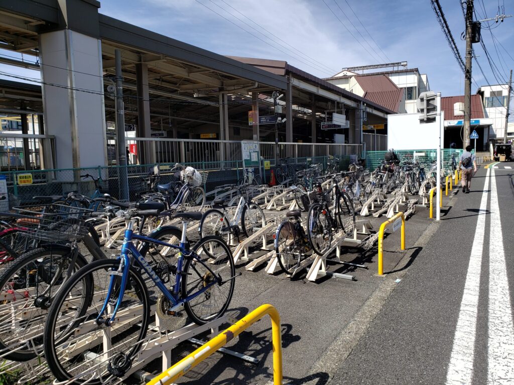 愛甲石田駅南口の駐輪場