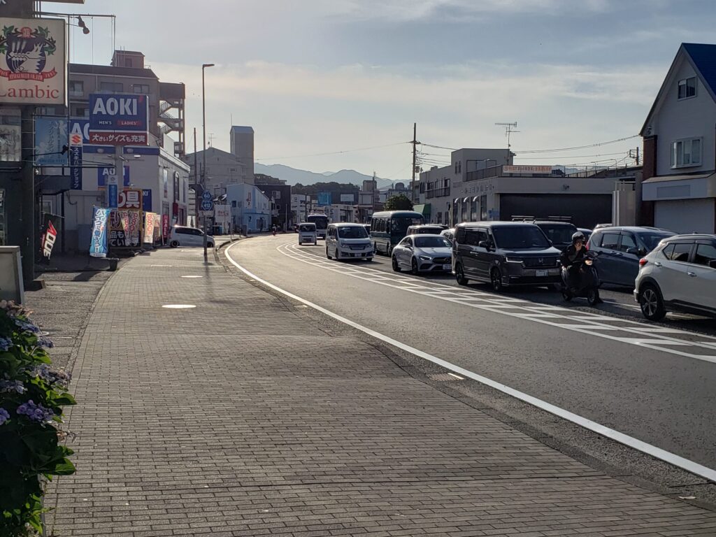 交差点先の通り①