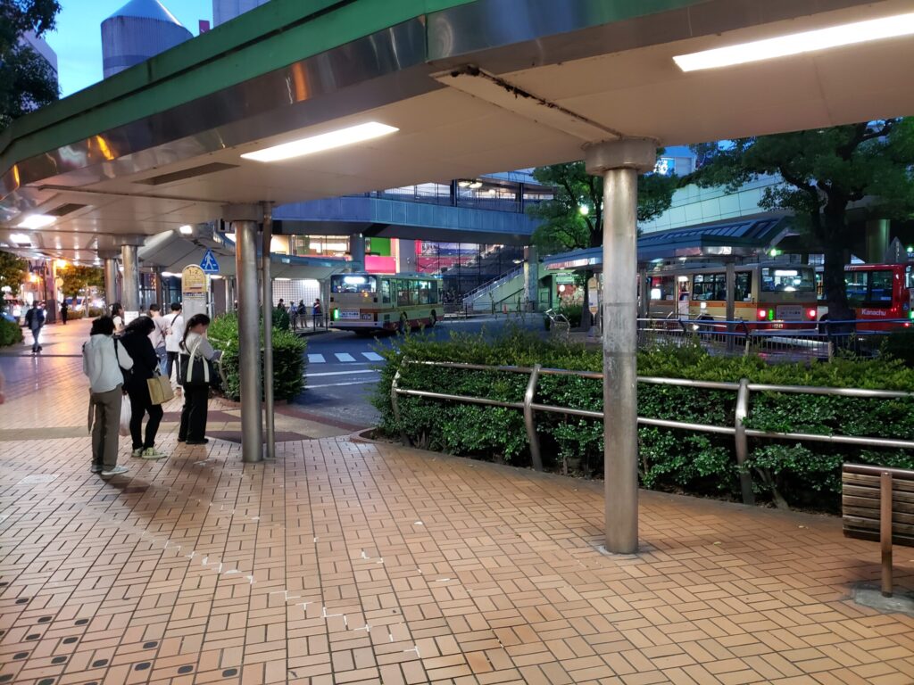 厚木バスセンター乗り場