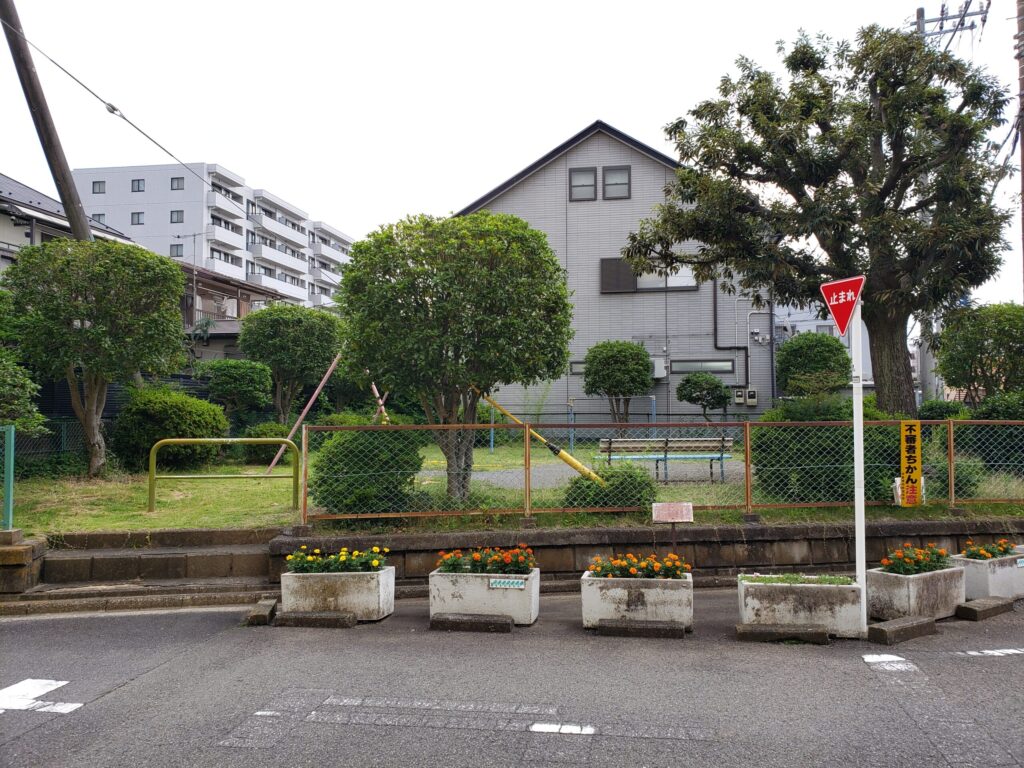 伊志田高校近くにある小さな公園