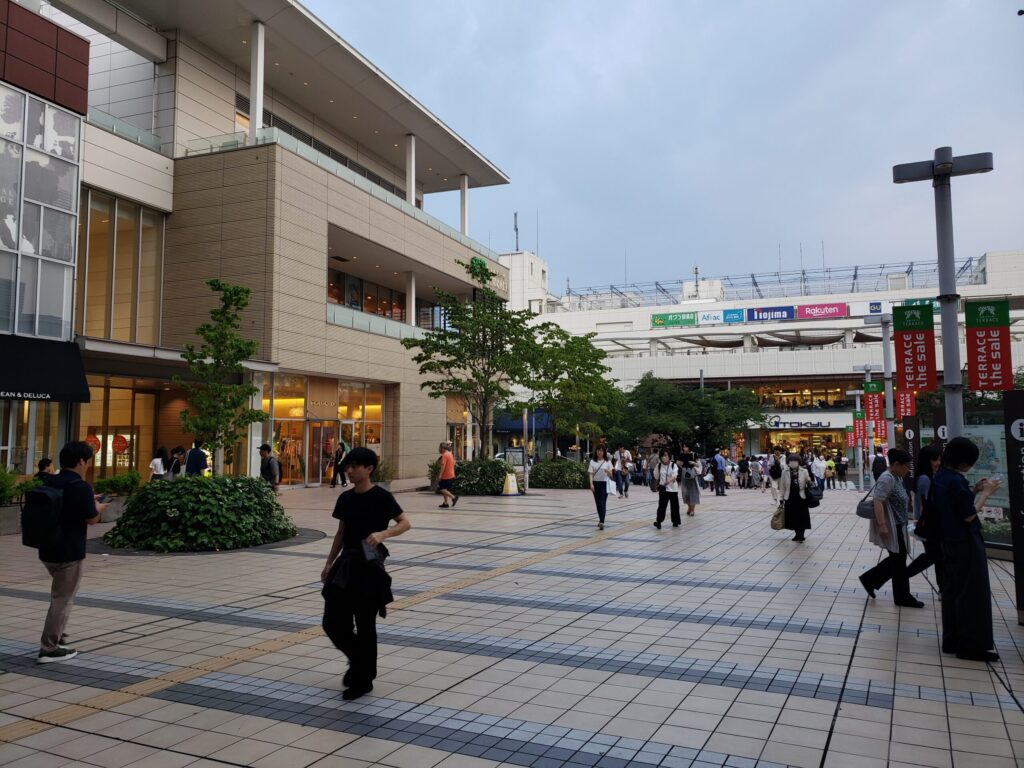 たまプラーザ駅北口