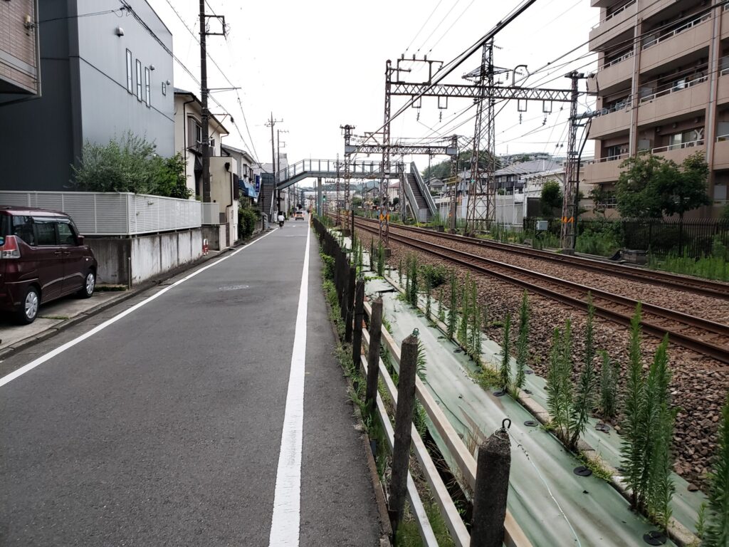線路沿いの道③