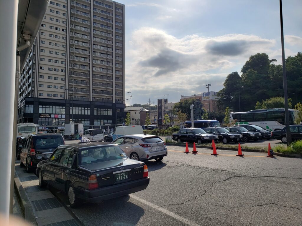 小田原駅西口のタクシー乗り場