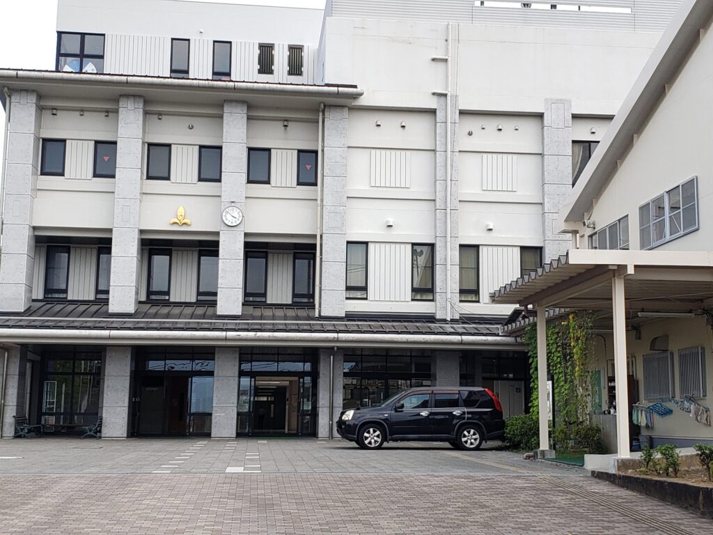 小田原高校校舎
