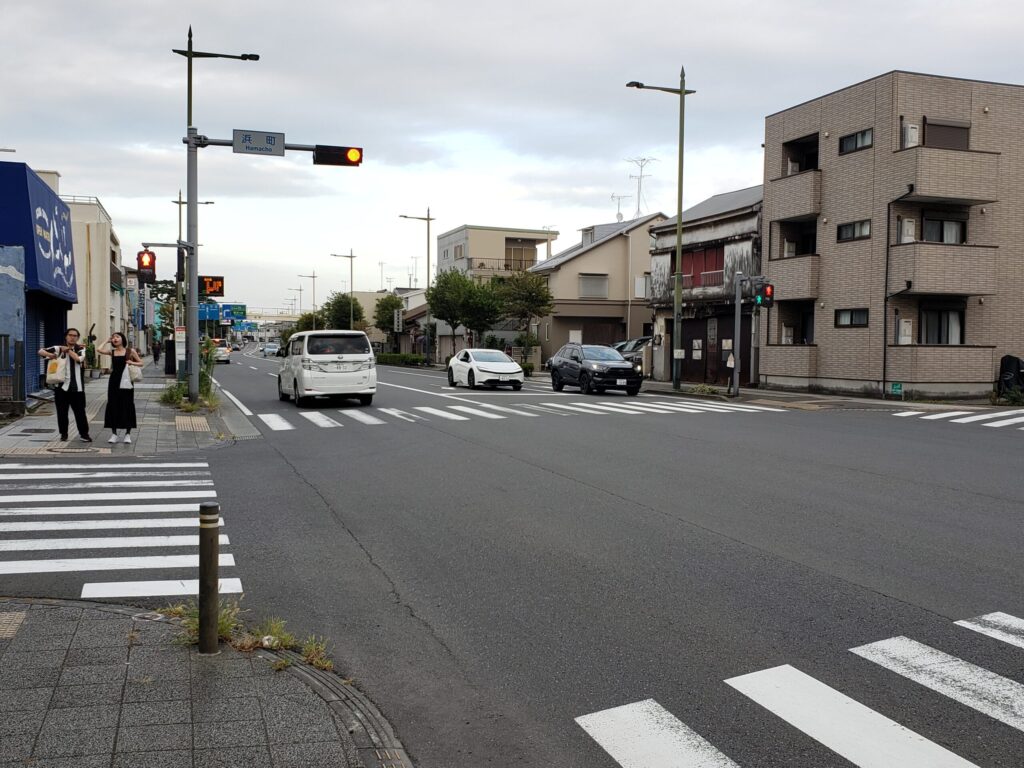 「浜町」交差点
