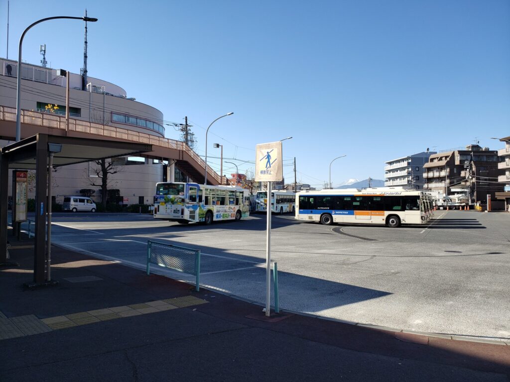 バスロータリー