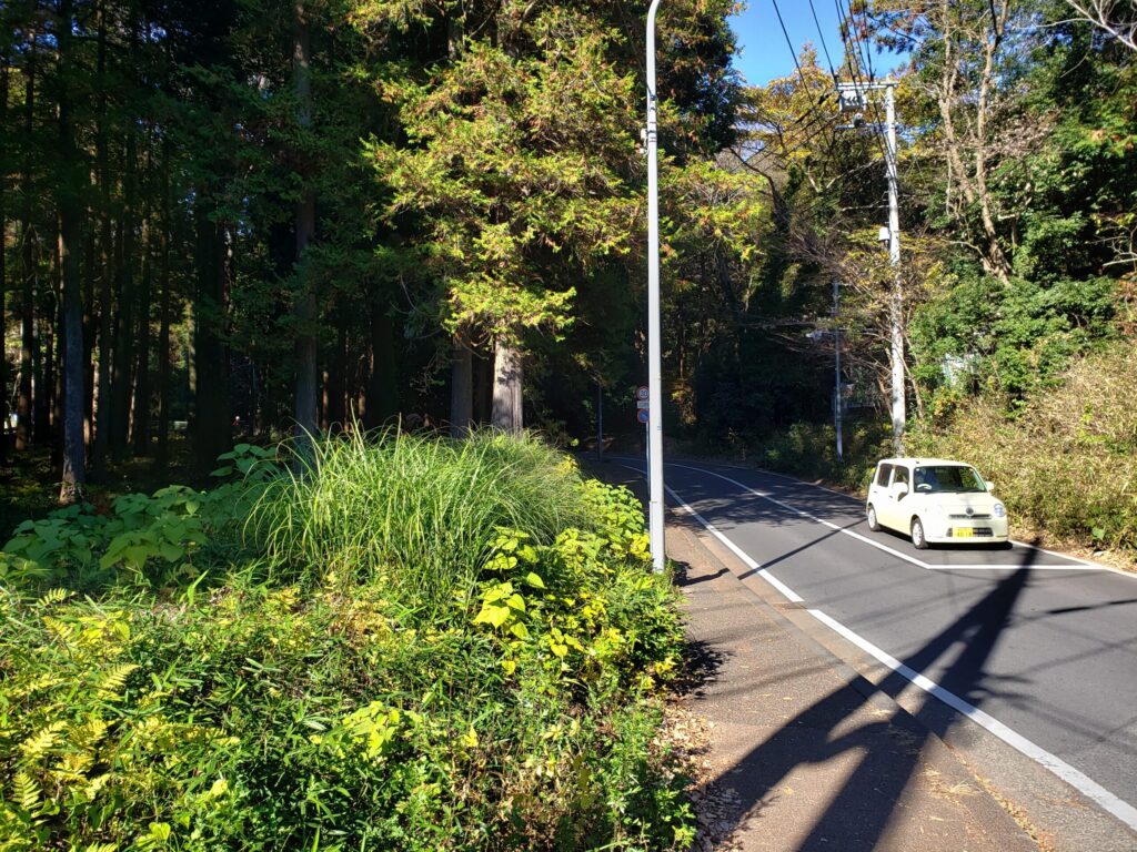 交差点先の上り坂①