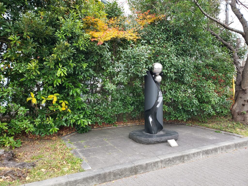 「宙の彼方へ」像